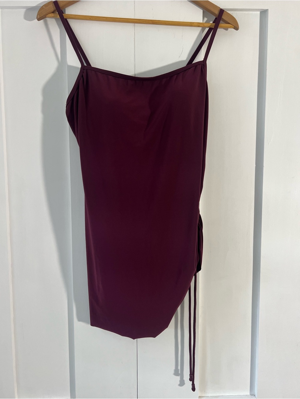 Ava & Grace Burgundy Swim Dress One Piece Swimsuit Ruched Side Size Large